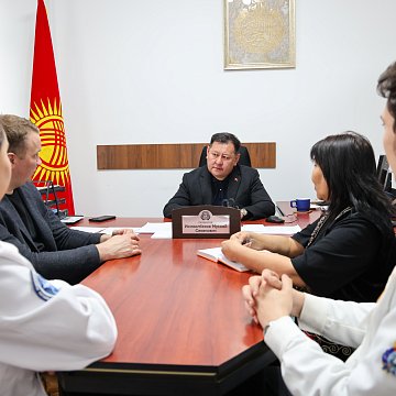 КРСУ менен КММА студенттик топторду өнүктүрүү жана кызматташтыкты кеңейтүү маселелерин талкуулашты