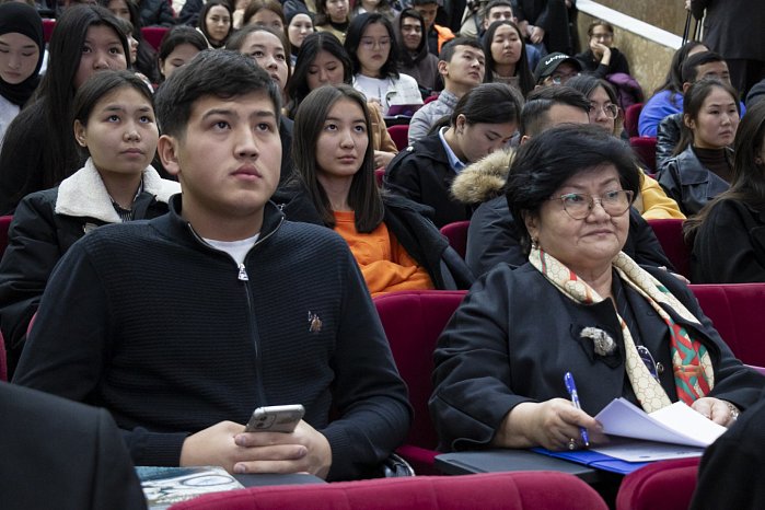 A session was held at KRSU «Kyrgyz University Strategist»