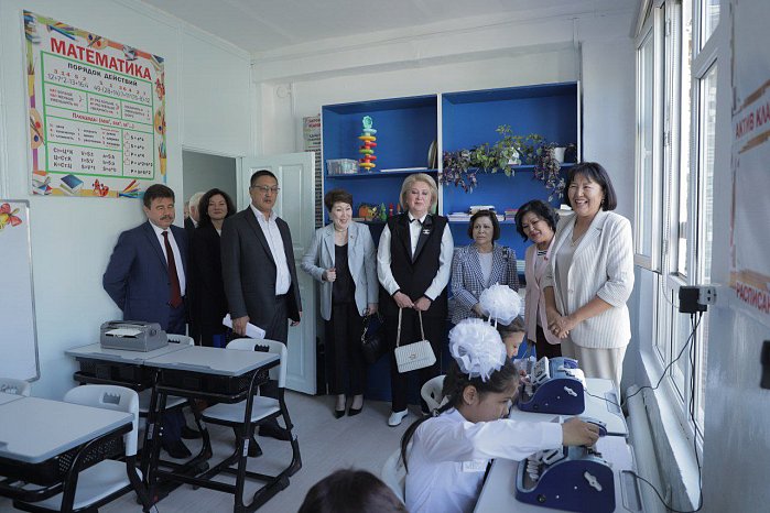 The Russian delegation visited educational institutions in Osh, carrying out a number of activities in order to strengthen cooperation between Russia and Kyrgyzstan