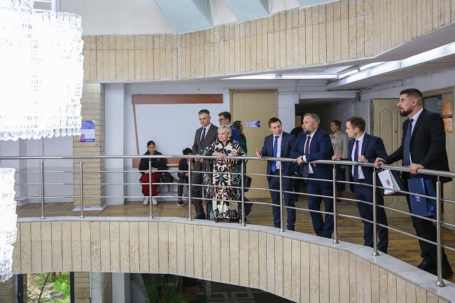 Warm meeting with the delegation from St. Petersburg: KRSU strengthens strategic ties