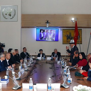 Academician Askar Kakeev was presented at KRSU «Selected Works»