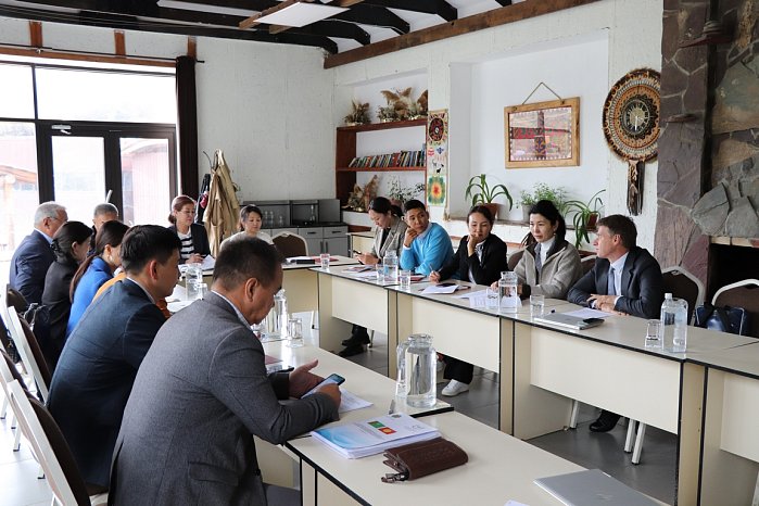 KRSU teachers discussed with experts effective methods of teaching international humanitarian law