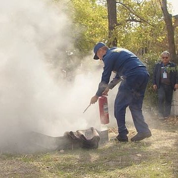 Exercises of the Ministry of Emergency Situations in KRSU: at the Faculty of Medicine they practiced actions in case of fire