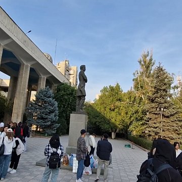 Students of the Institute of World Languages organized a trip to the mountains
