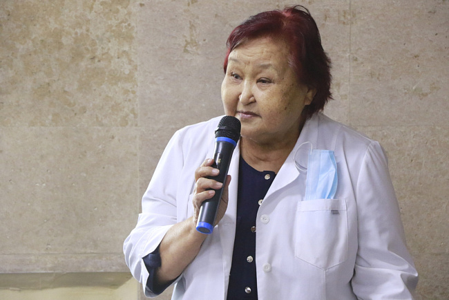 Студенты КРСУ блеснули знаниями на олимпиаде по педиатрии