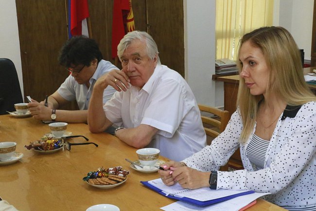 A delegation from Kenil University visited KRSU