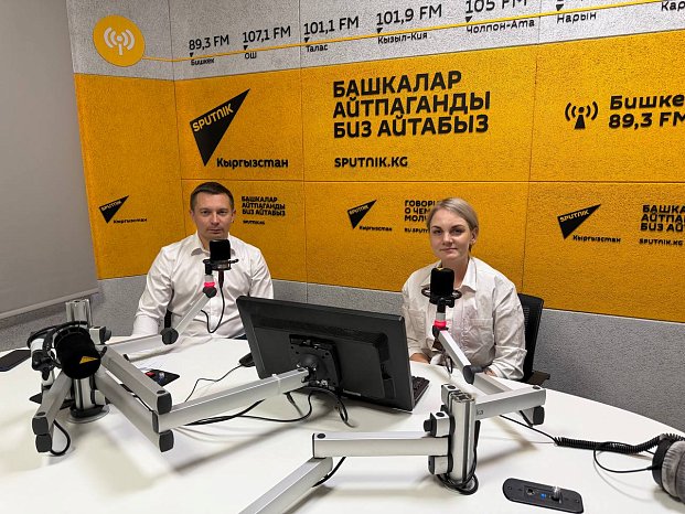 Rector of KRSU Sergey Volkov became a guest of the program «Topic of the day» on Sputnik Kyrgyzstan radio
