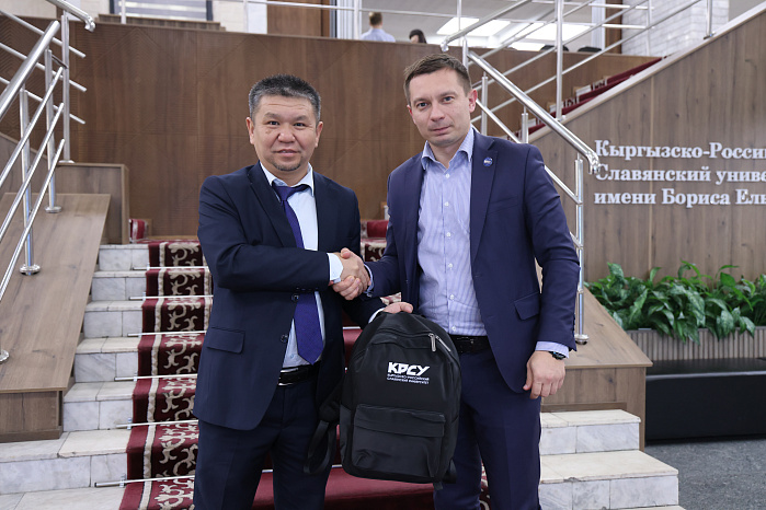 КРСУ и Таласский госуниверситет обсудили развитие сотрудничества