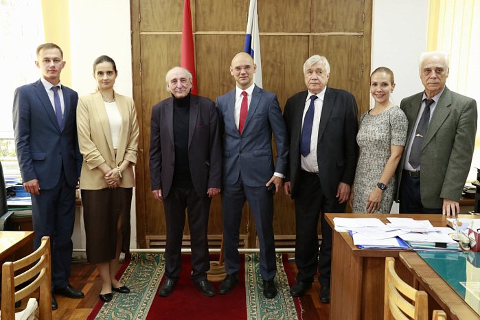KRSU was visited by the rector of Mordovian State University Dmitry Glushko