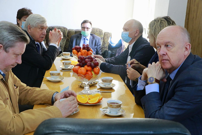 Делегация Совета Федерации посетила КРСУ