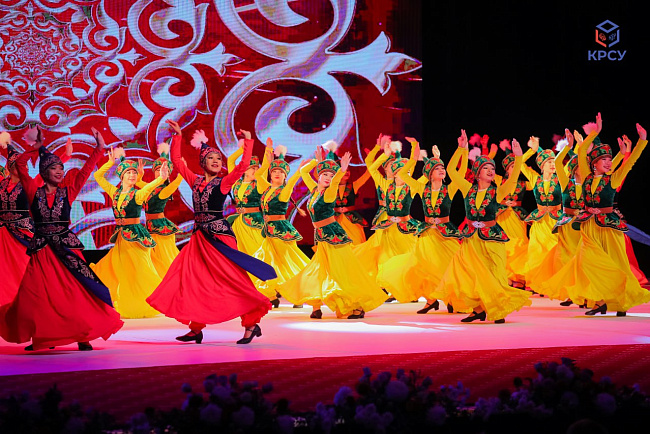 КРСУ принял участие в торжественном мероприятии, посвященном 100-летию основания кыргызской системы образования и Всемирному дню учителя