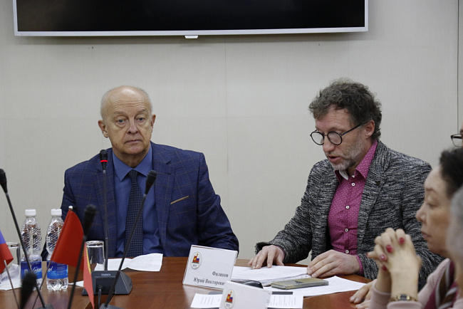 В КРСУ прошло научное обсуждение проблем продвижения и преподавания русского языка