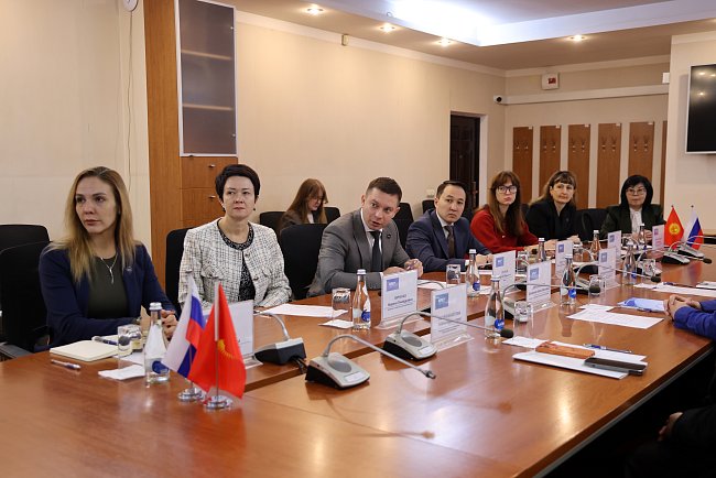 A meeting between the university management and the Ombudsman of the Kyrgyz Republic took place at KRSU